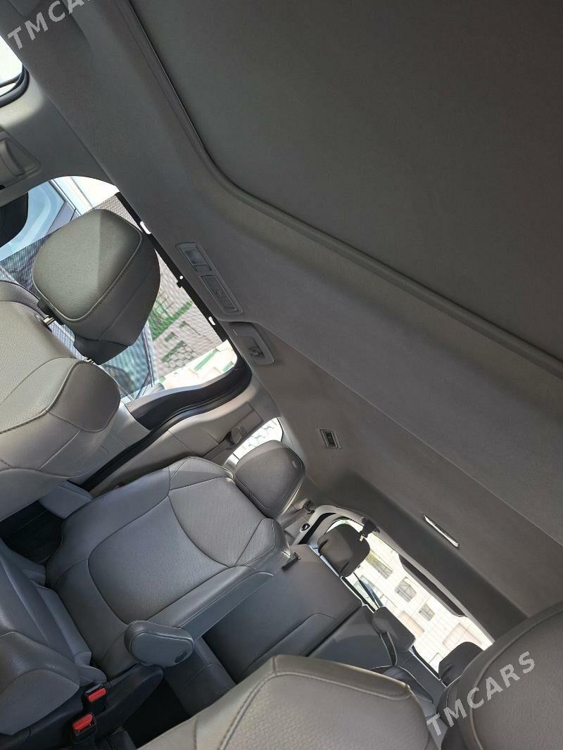 Toyota Sienna 2021 - 560 000 TMT - Туркменабат - img 7