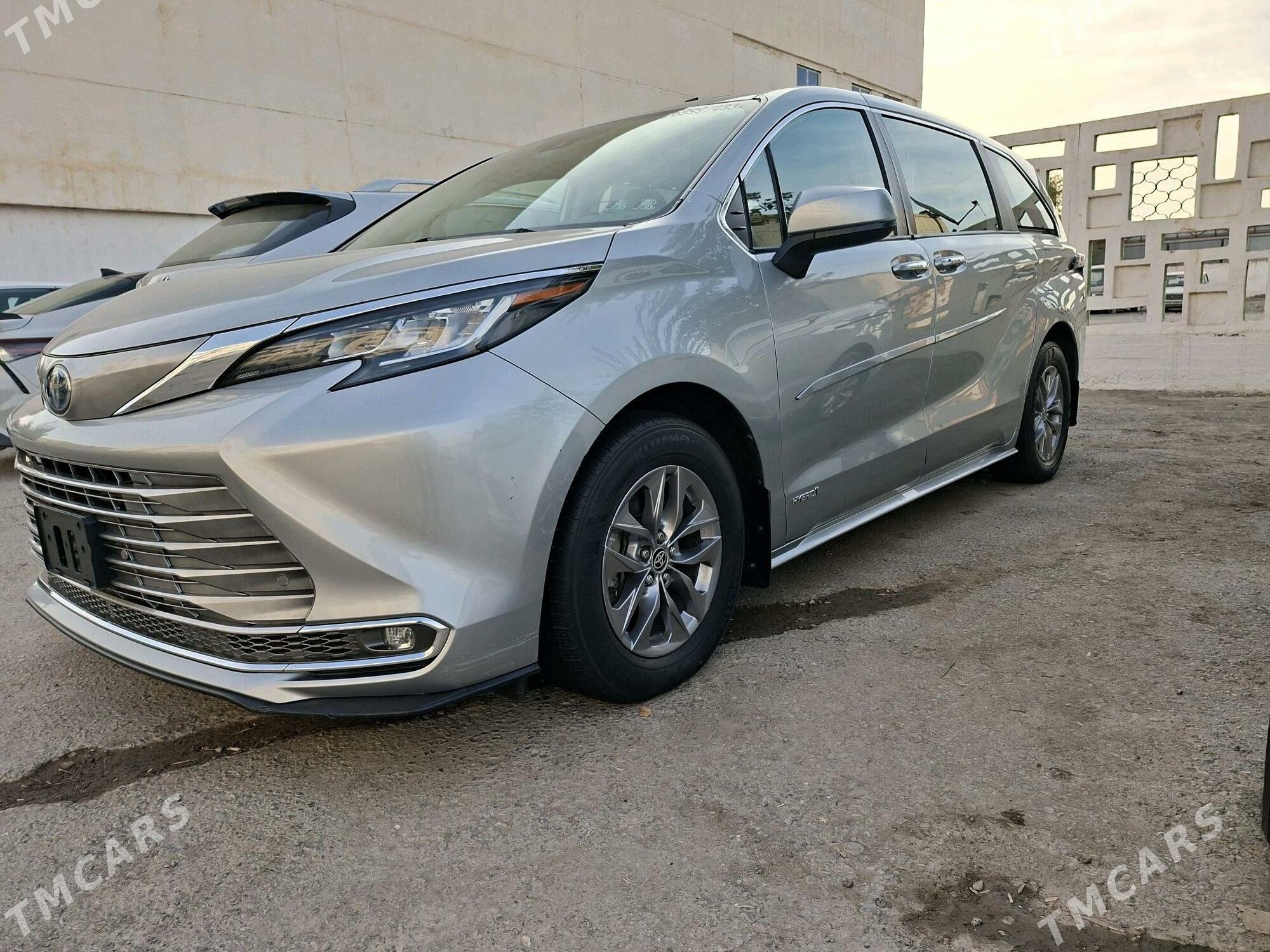 Toyota Sienna 2021 - 560 000 TMT - Туркменабат - img 6