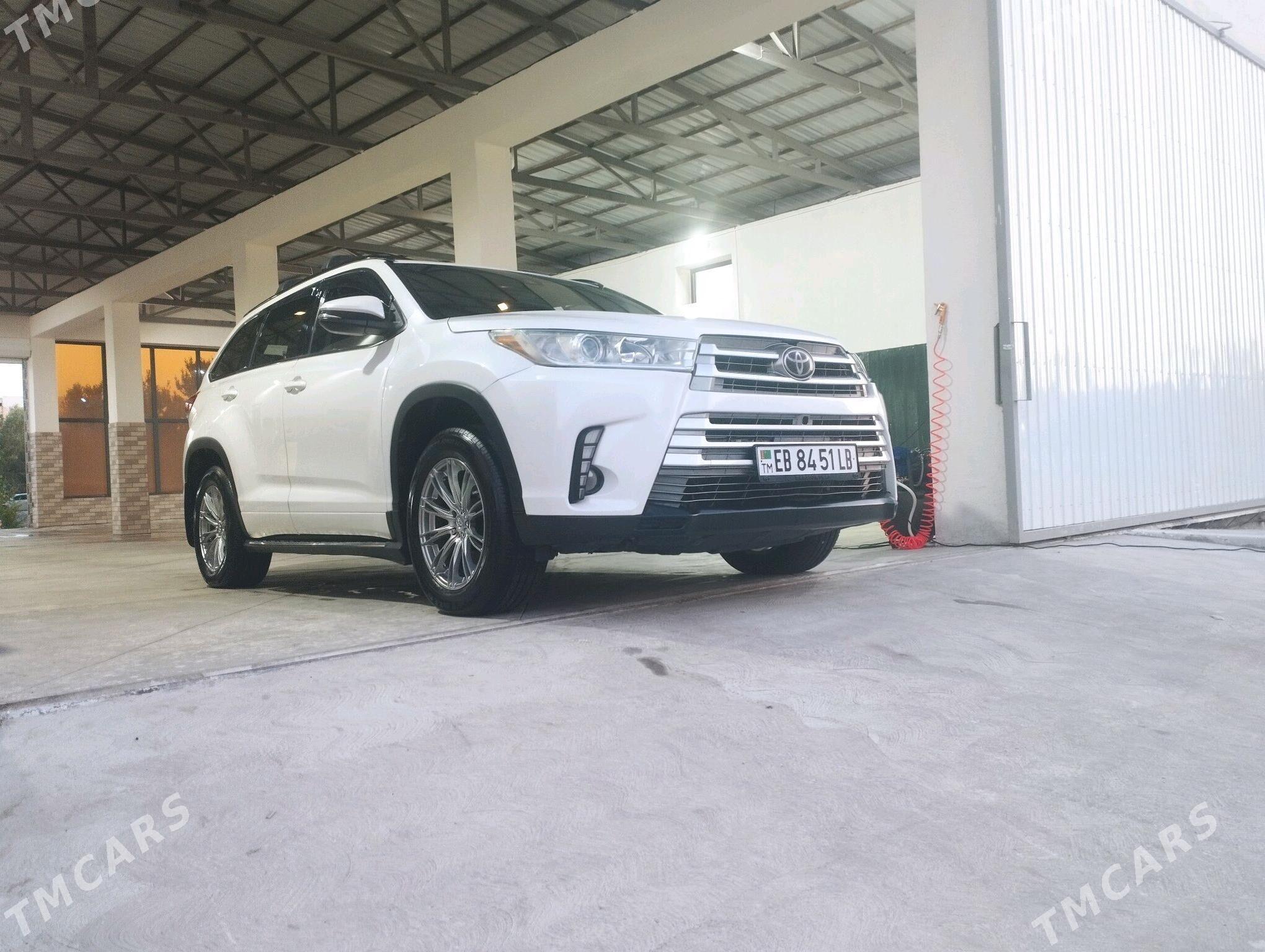 Toyota Highlander 2018 - 440 000 TMT - Türkmenabat - img 1