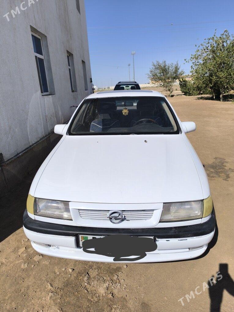 Opel Vectra 1995 - 37 000 TMT - Гороглы (Тагта) - img 2