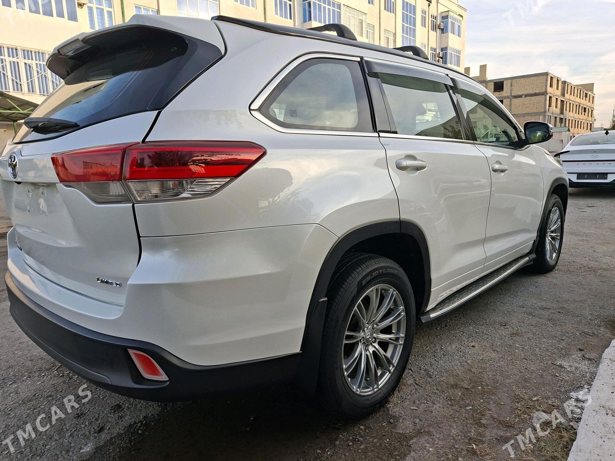 Toyota Highlander 2018 - 440 000 TMT - Türkmenabat - img 4