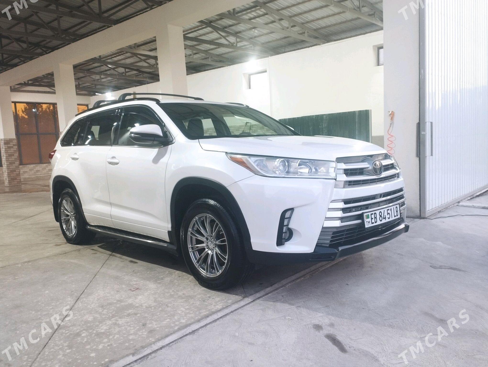 Toyota Highlander 2018 - 440 000 TMT - Türkmenabat - img 7