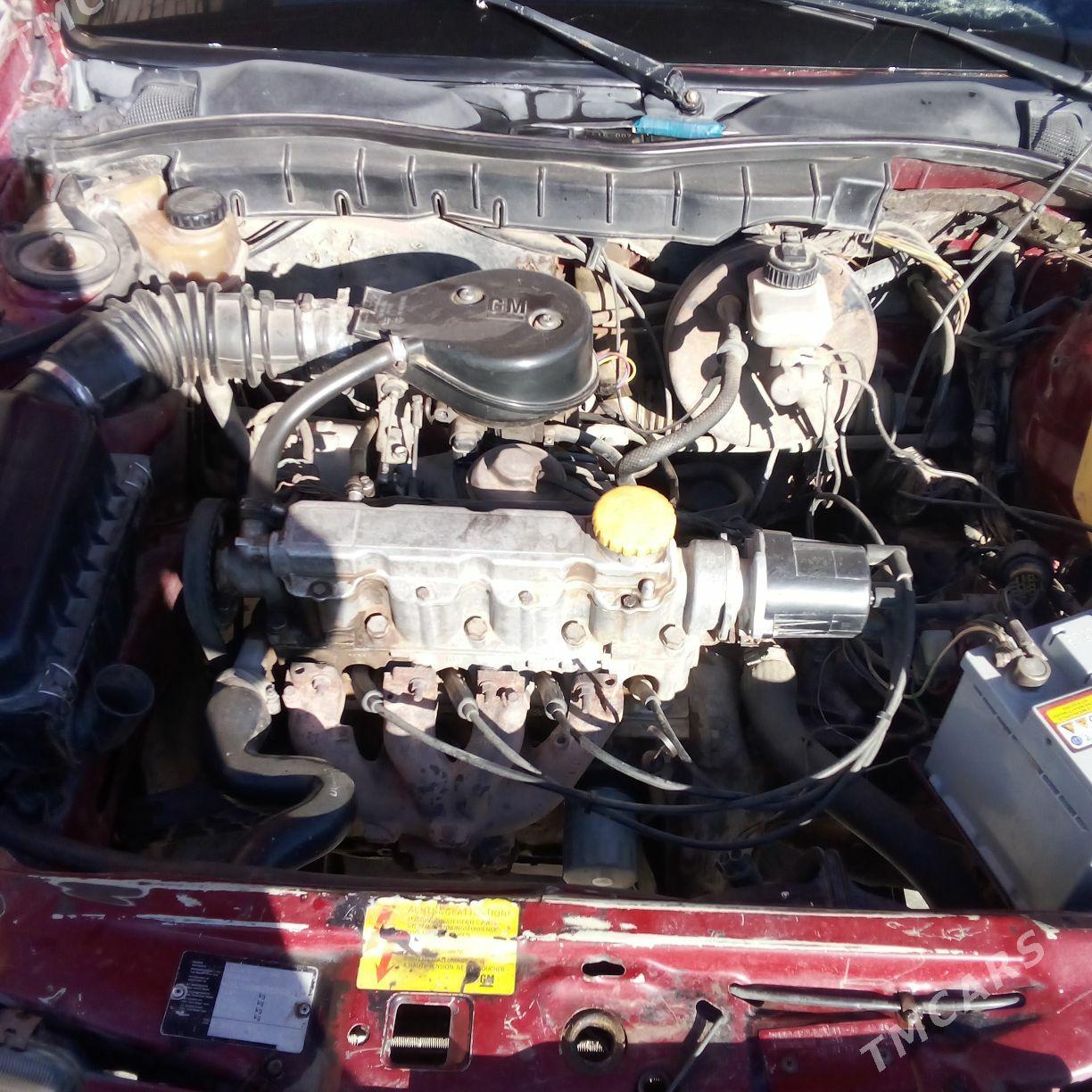 Opel Vectra 1991 - 29 000 TMT - Мургап - img 5