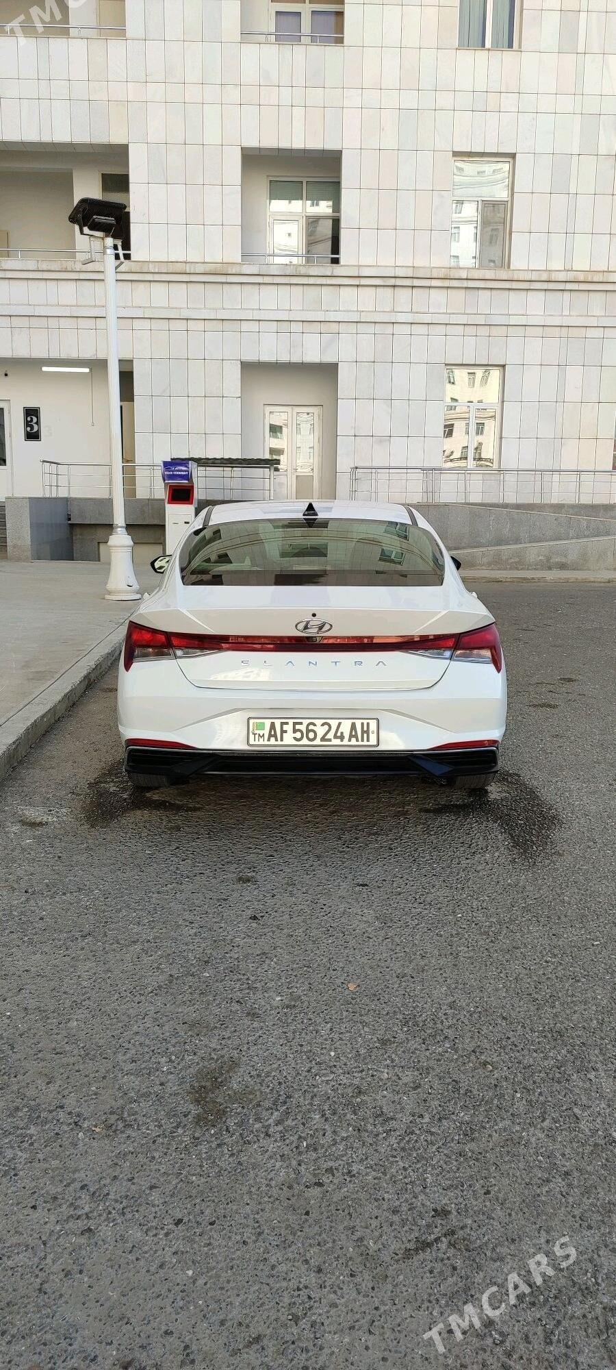 Hyundai Elantra 2021 - 255 000 TMT - ул. Московская (10 йыл абаданчылык ш.) - img 4