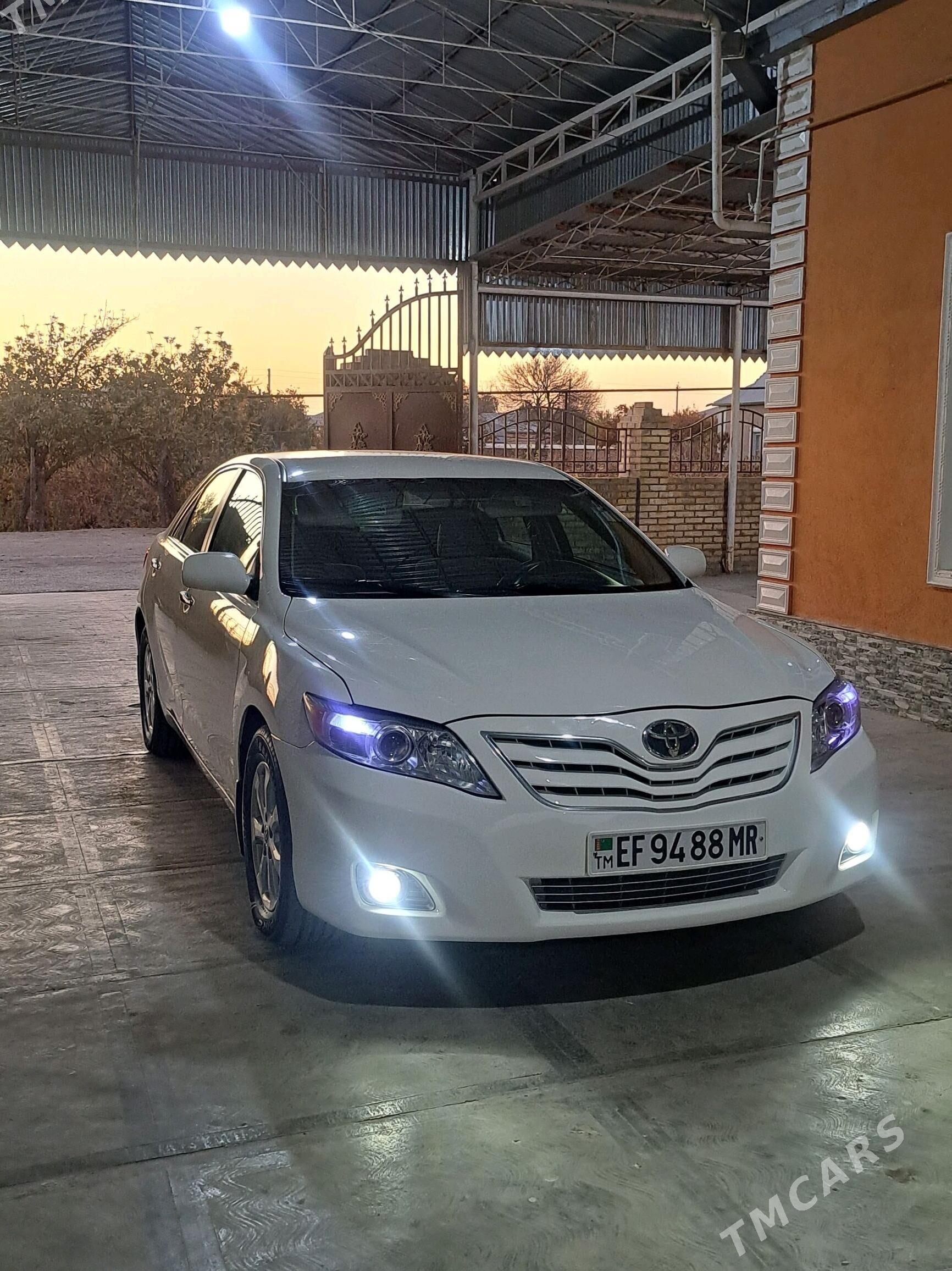 Toyota Camry 2010 - 220 000 TMT - Мары - img 3