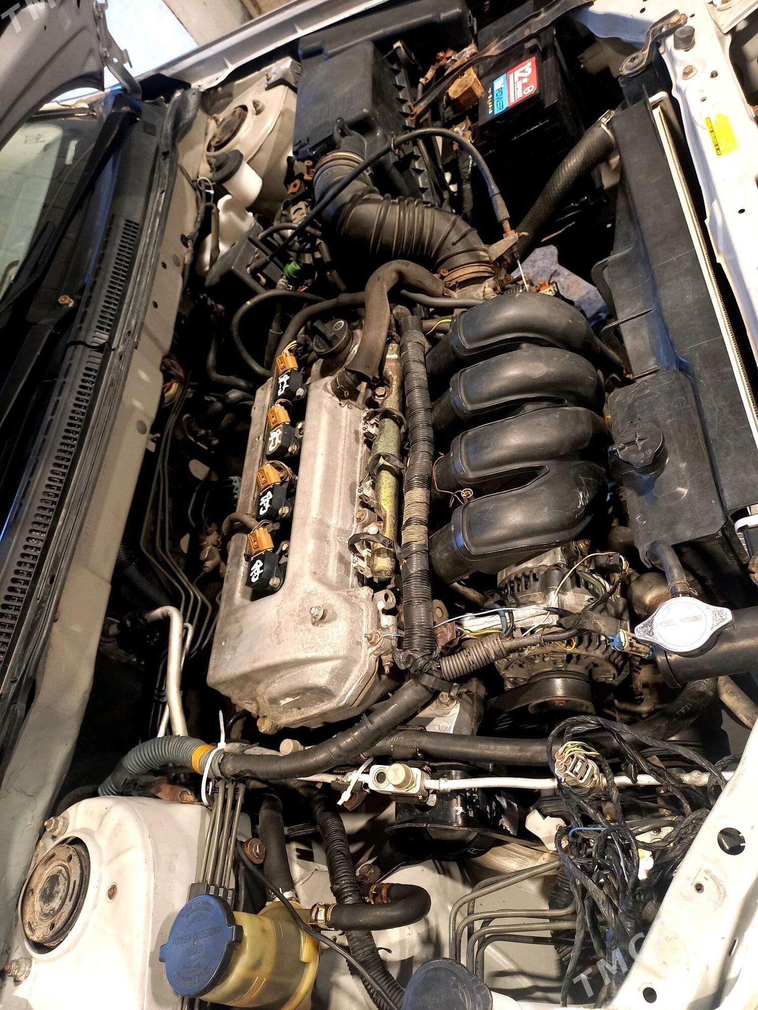 Toyota Corolla 2002 - 123 000 TMT - Гёкдепе - img 3