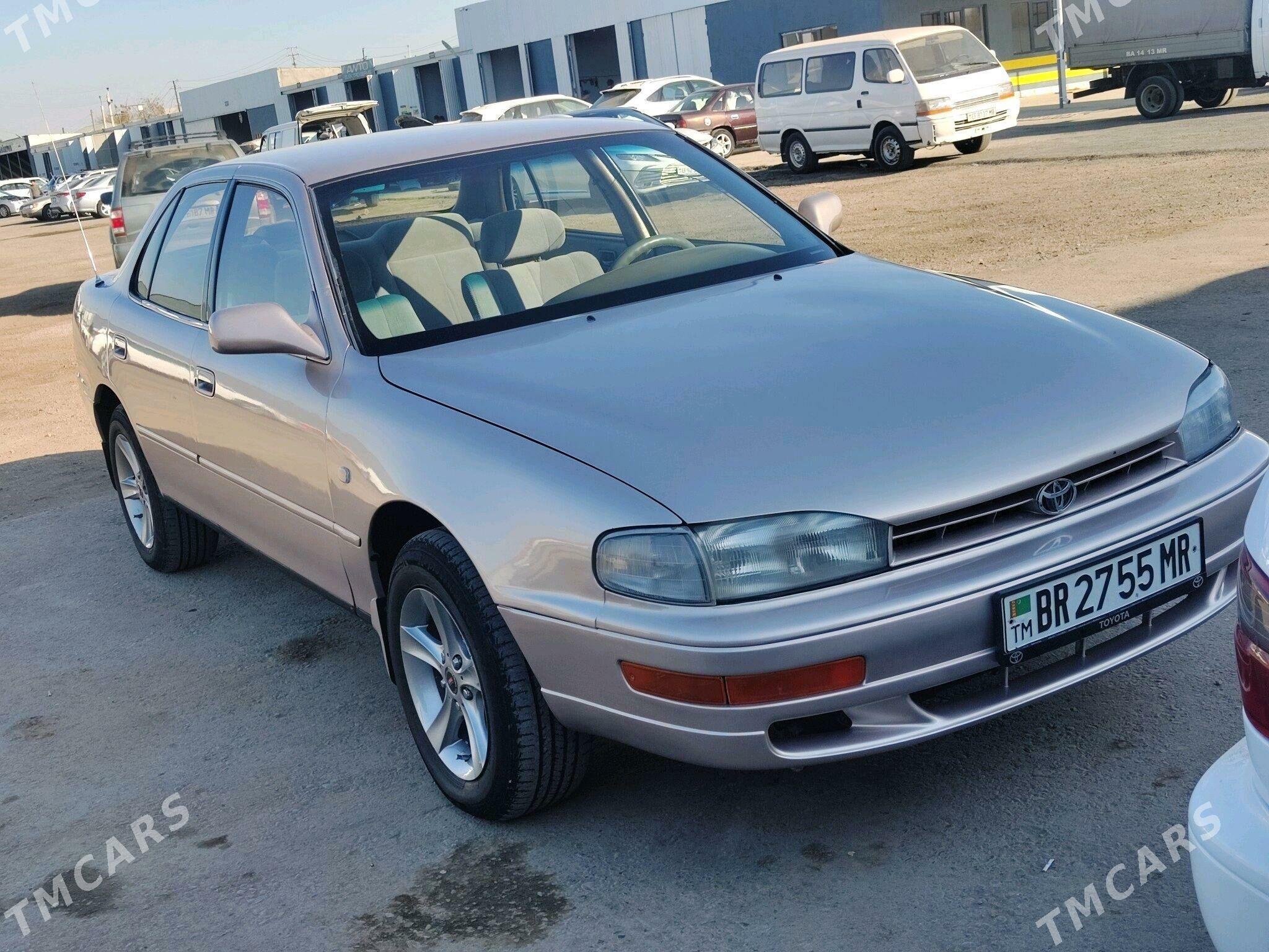 Toyota Camry 1993 - 85 000 TMT - Sakarçäge - img 1