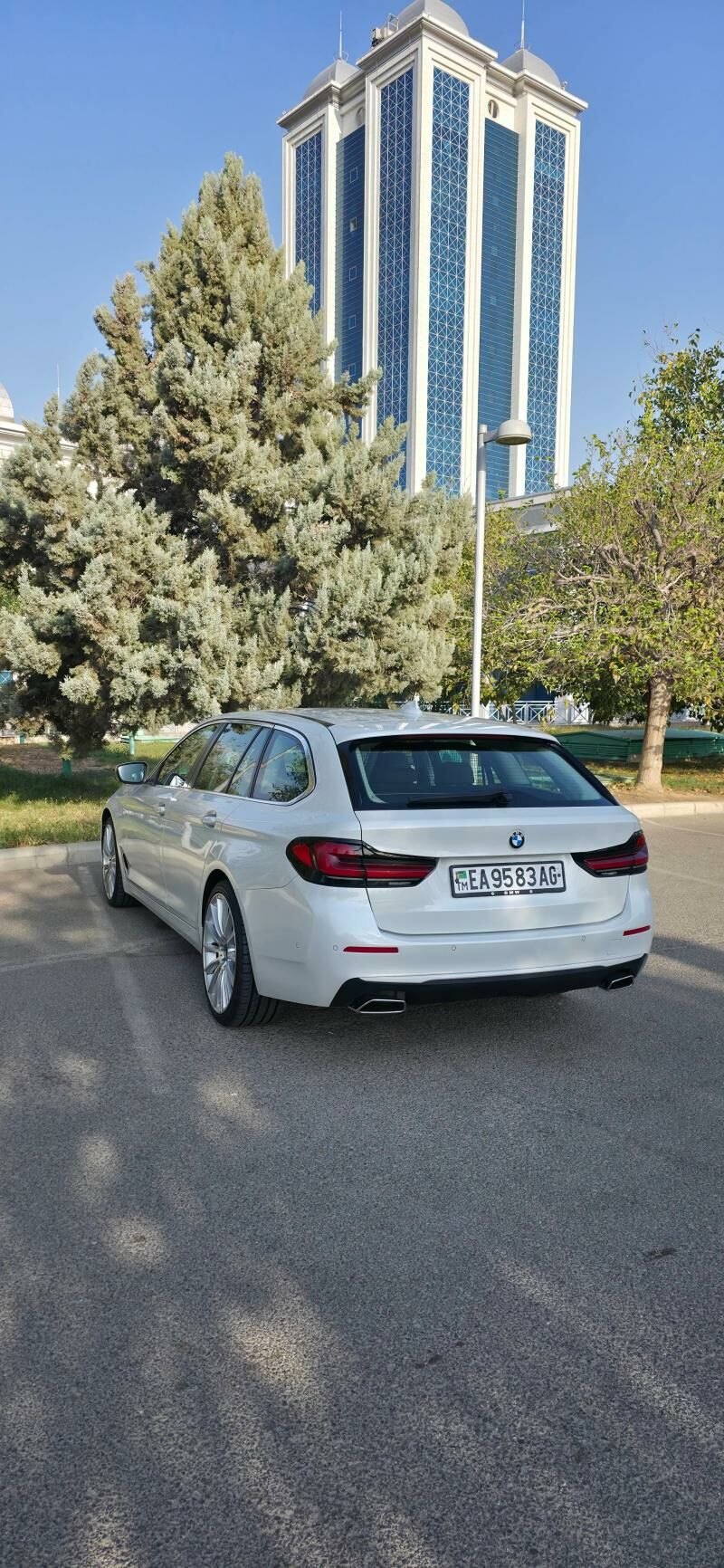 BMW 520 2022 - 490 000 TMT - Aşgabat - img 6
