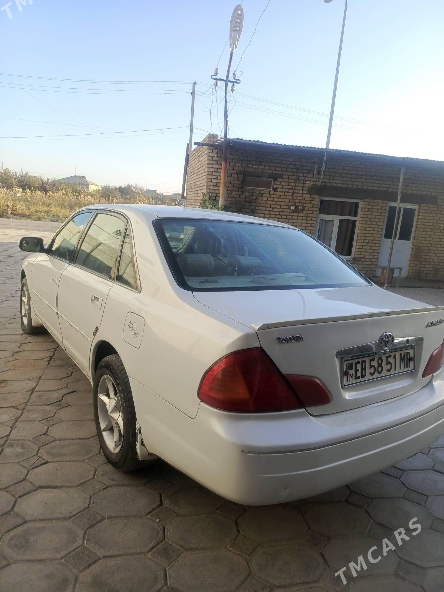 Toyota Avalon 2001 - 119 000 TMT - Байрамали - img 3