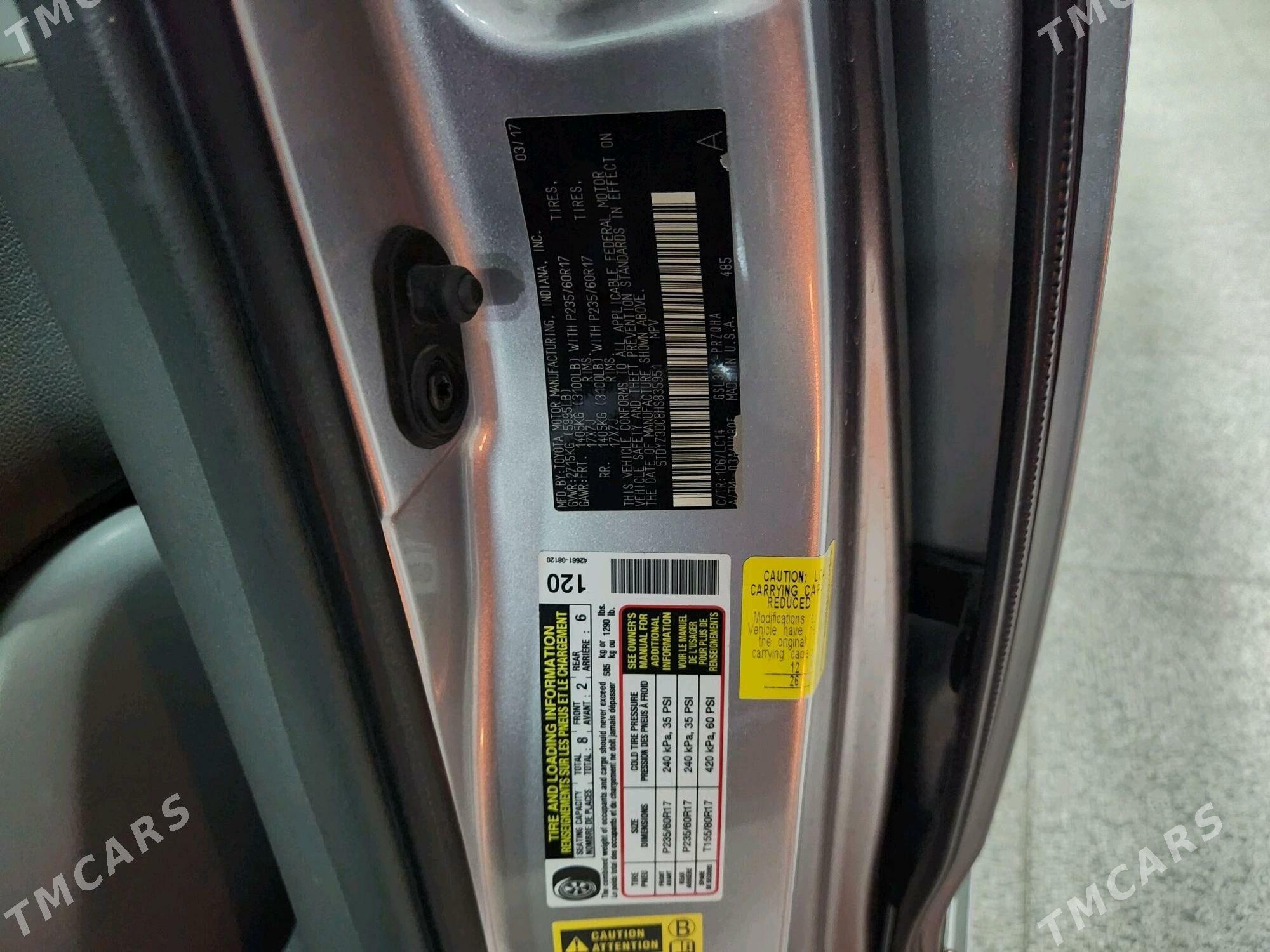 Toyota Sienna 2017 - 440 000 TMT - Туркменабат - img 2