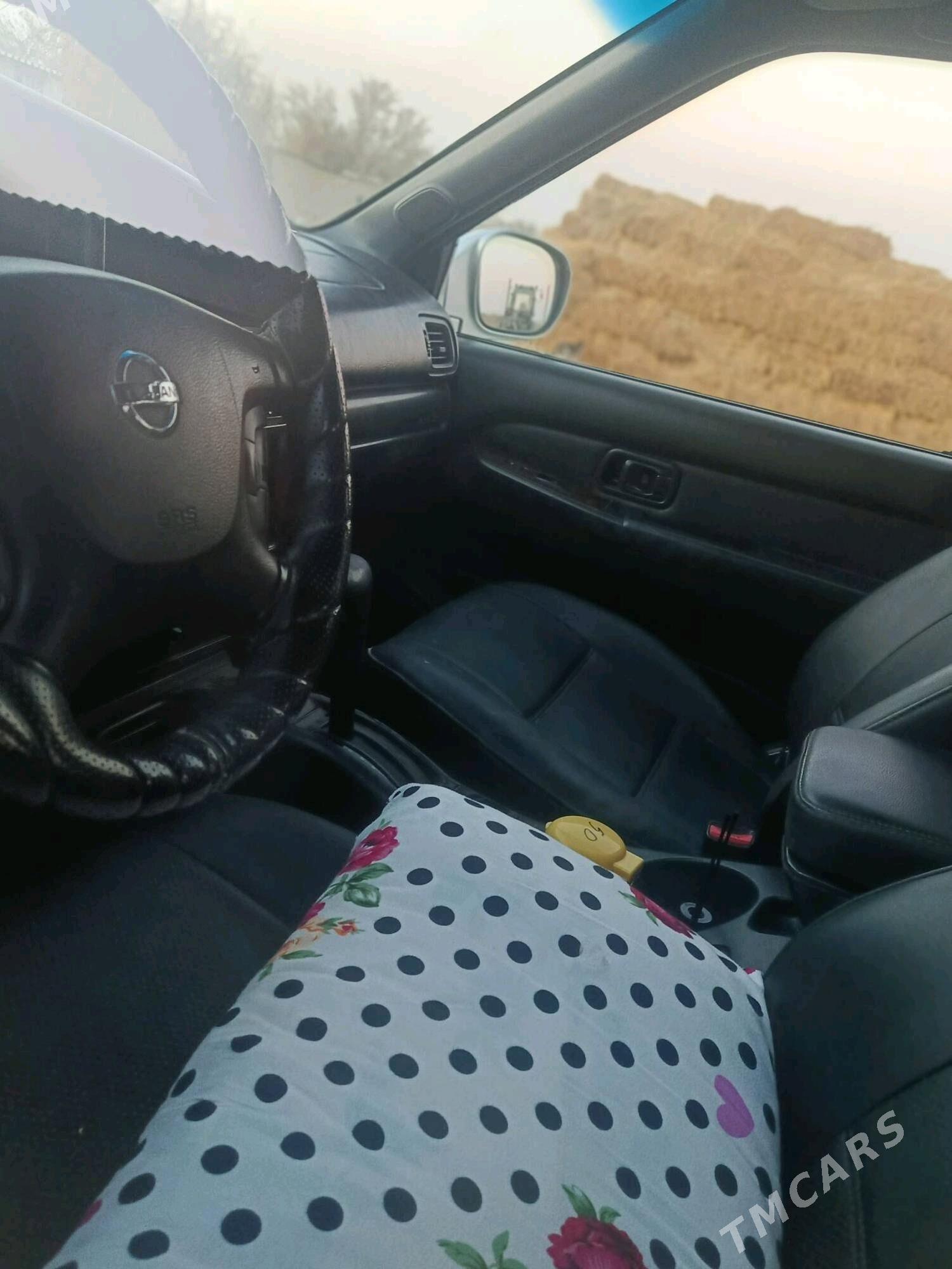 Nissan Pathfinder 2002 - 170 000 TMT - Бахарден - img 7