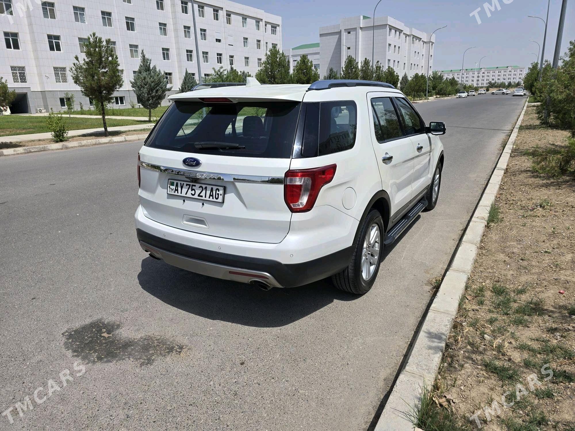 Ford Explorer 2017 - 330 000 TMT - Ашхабад - img 4