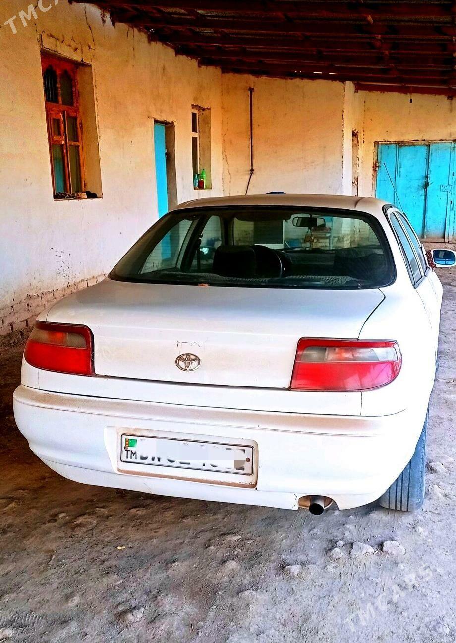 Toyota Carina 1995 - 55 000 TMT - Дашогуз - img 3