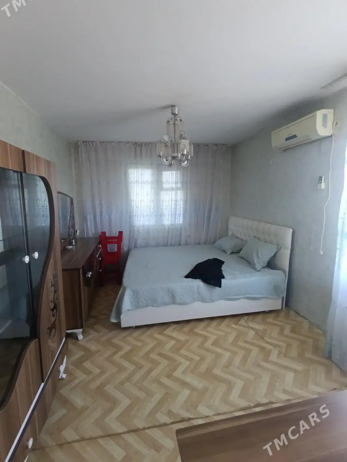 1 комн на 4 м этаже - Туркменабат - img 1