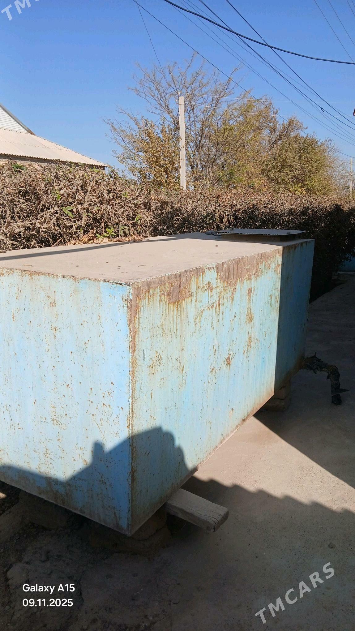 demir bocka - Tejen - img 1