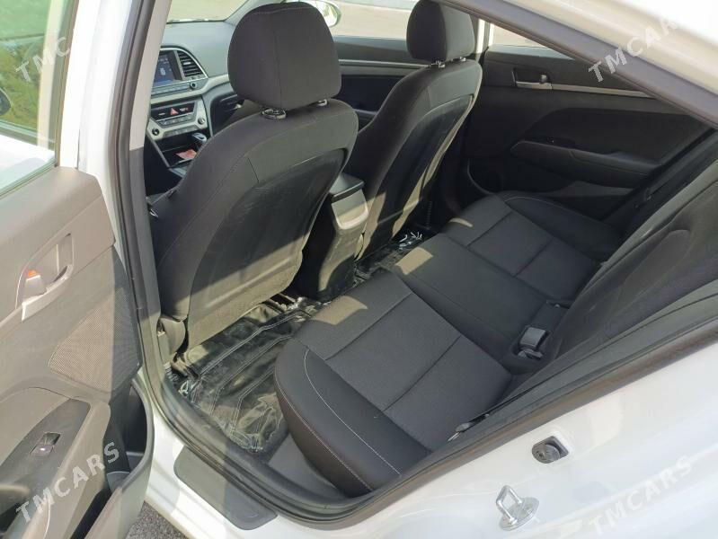 Hyundai Elantra 2018 - 190 000 TMT - Aşgabat - img 3