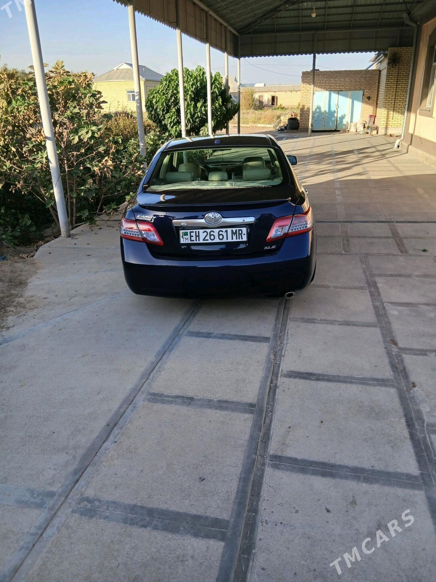 Toyota Camry 2010 - 200 000 TMT - Сакарчага - img 2