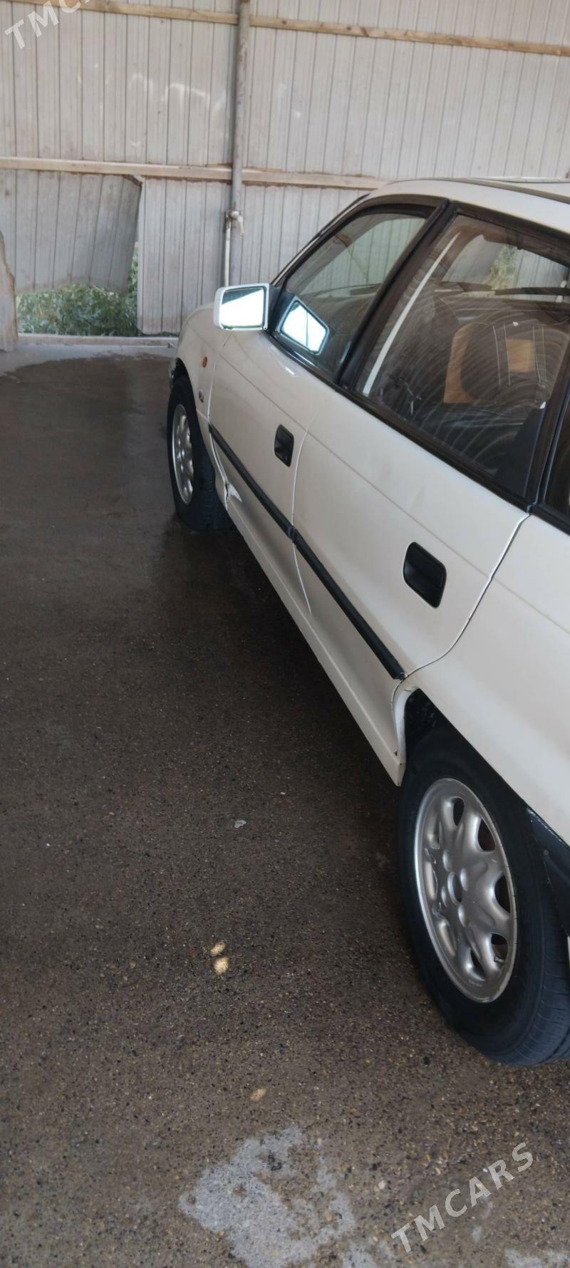 Opel Astra 1992 - 35 000 TMT - Мары - img 7