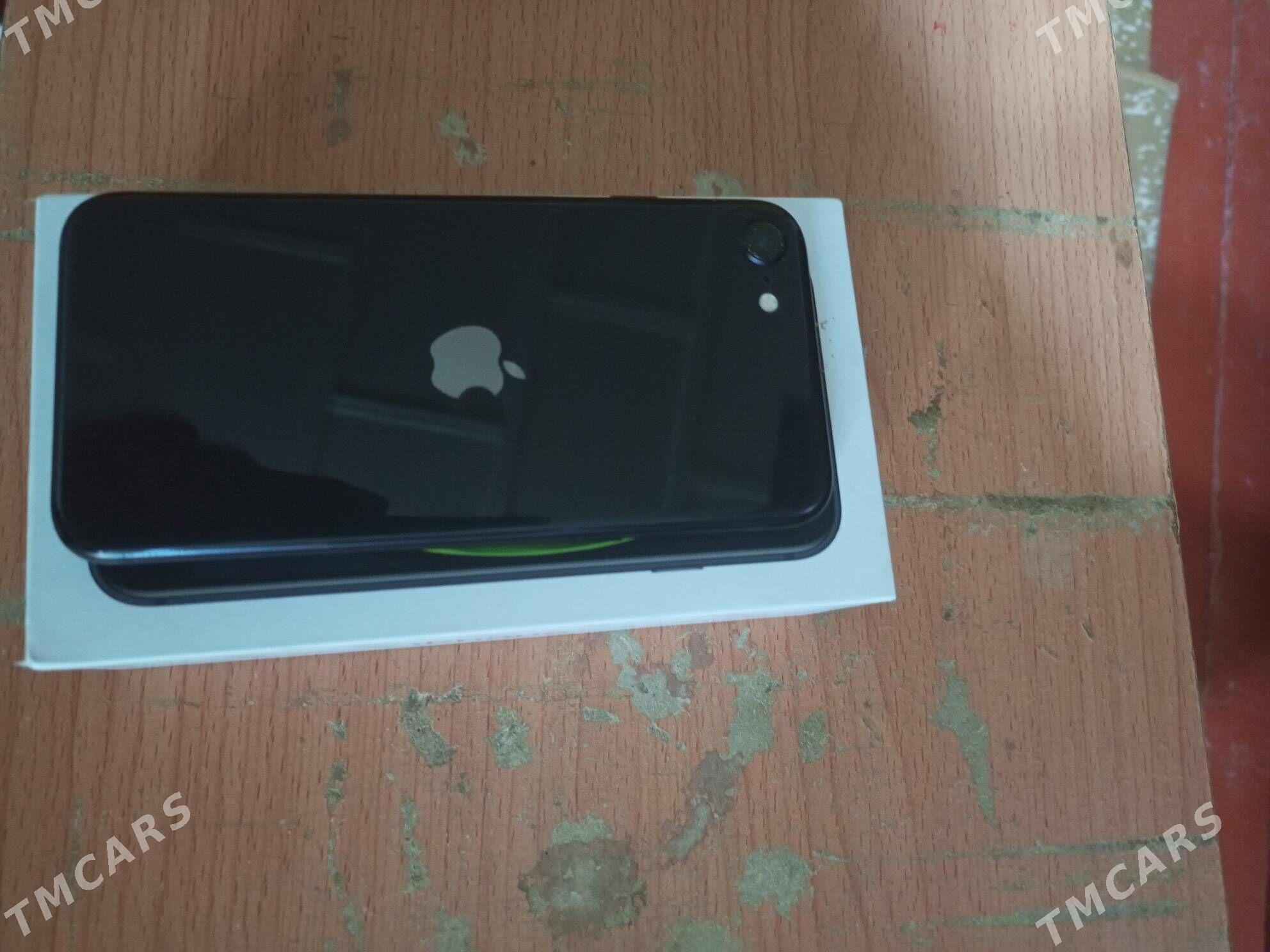 iPhone se2020 - Чарджоу - img 2
