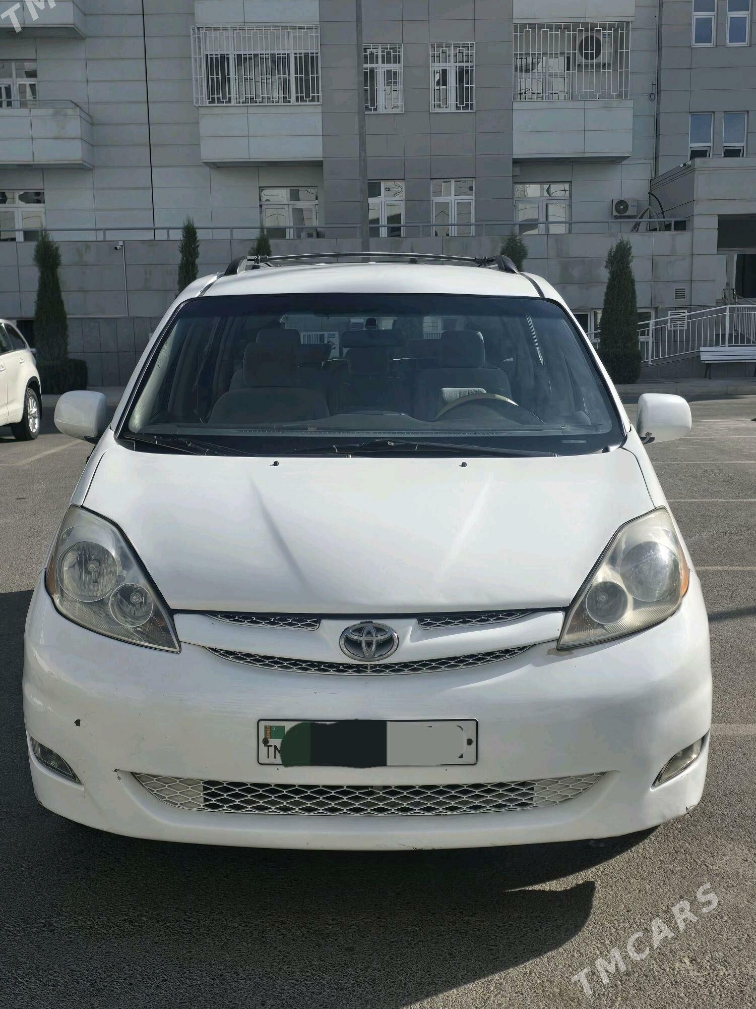 Toyota Sienna 2006 - 200 000 TMT - Мары - img 2