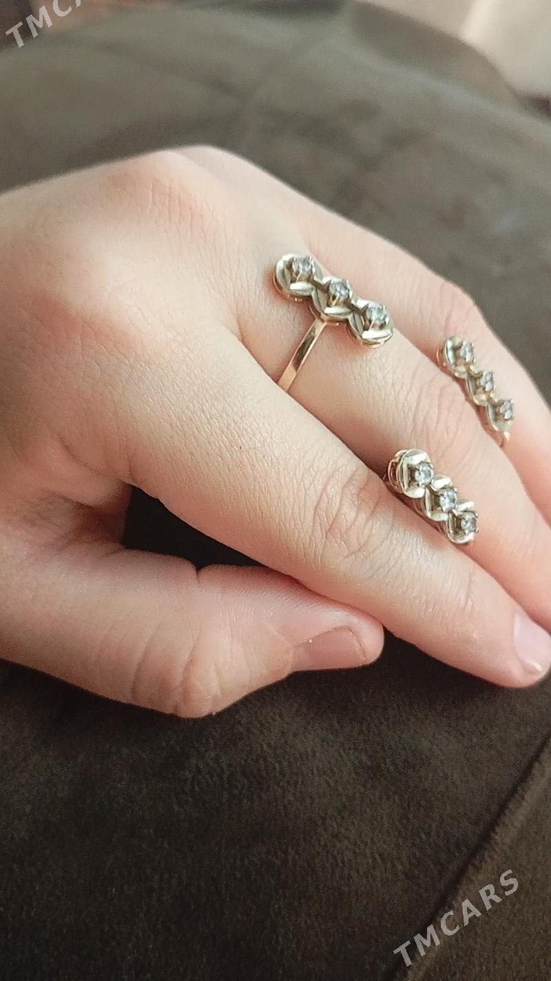 Gyzyl komplekt - Балканабат - img 5