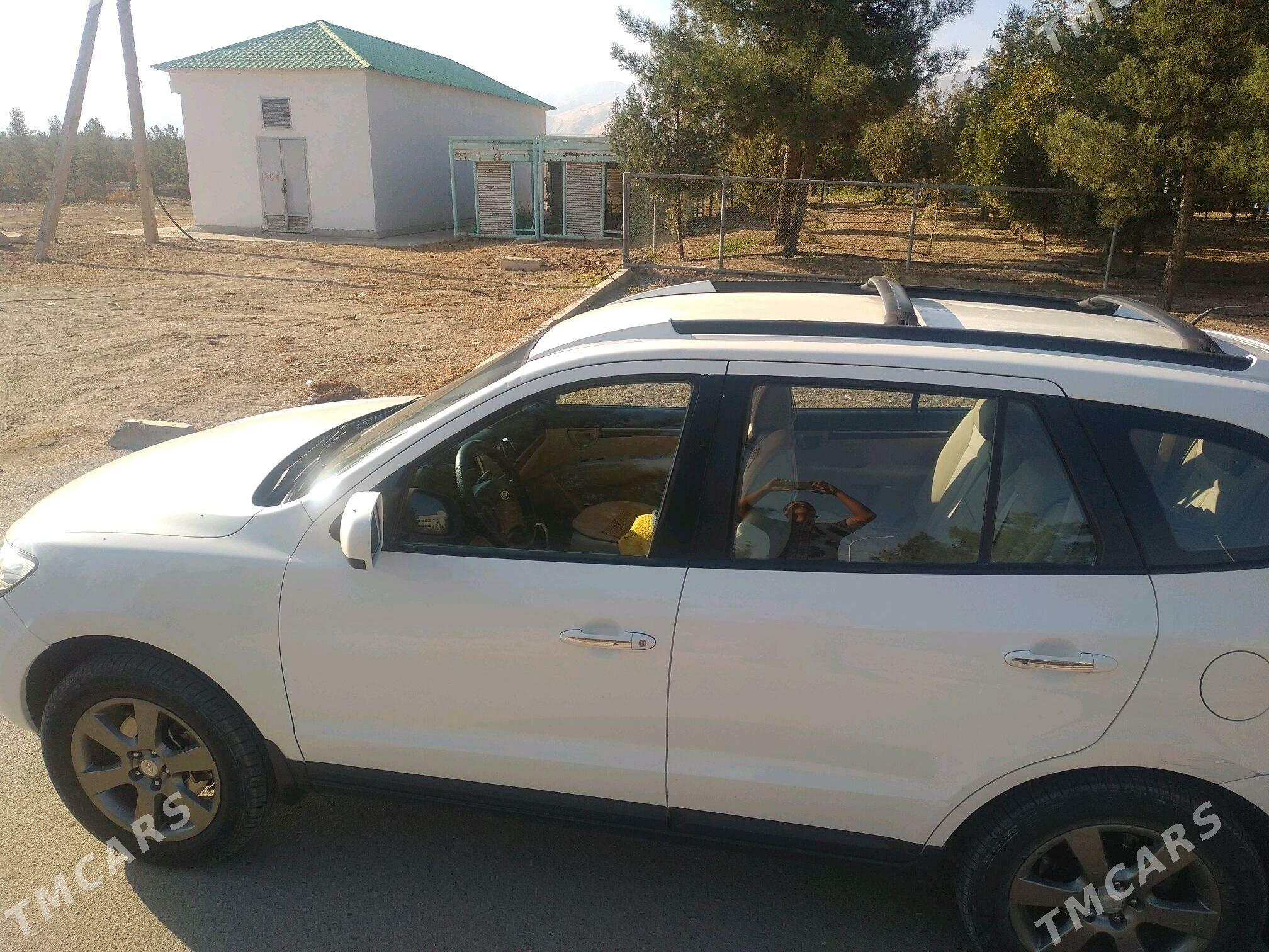 Hyundai Santa Fe 2008 - 165 000 TMT - Ak bugdaý etraby - img 3
