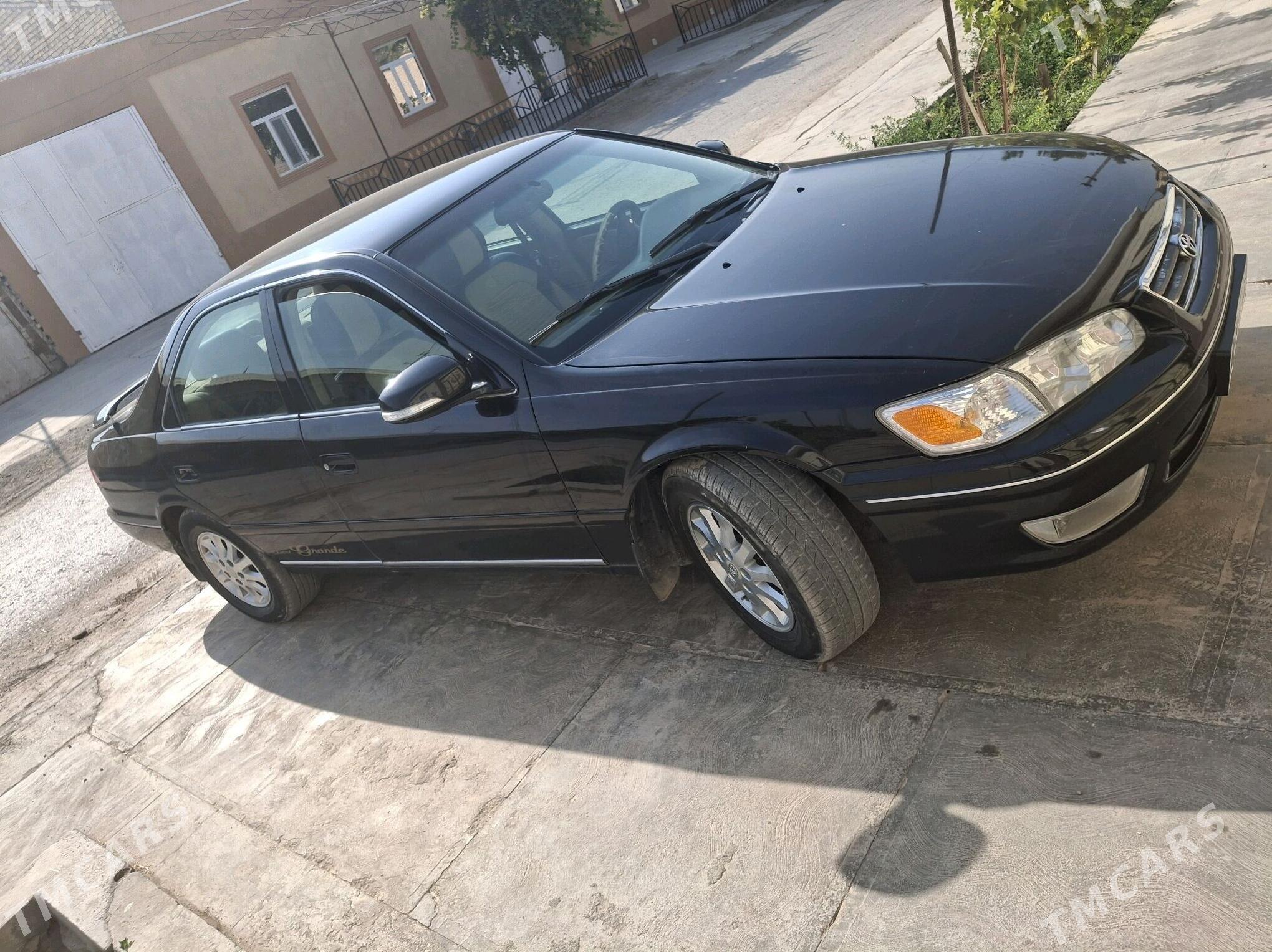 Toyota Camry 2000 - 170 000 TMT - Dänew - img 4