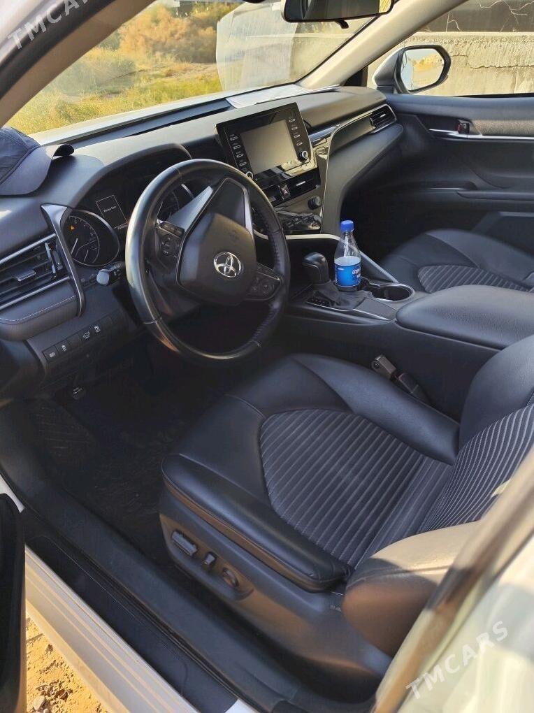Toyota Camry 2021 - 290 000 TMT - Baýramaly - img 4