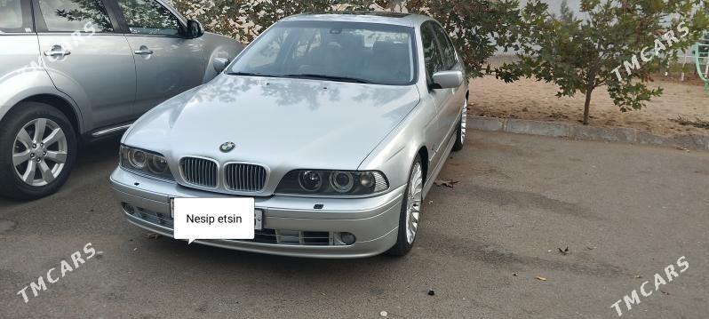 BMW E39 2001 - 130 000 TMT - Aşgabat - img 1