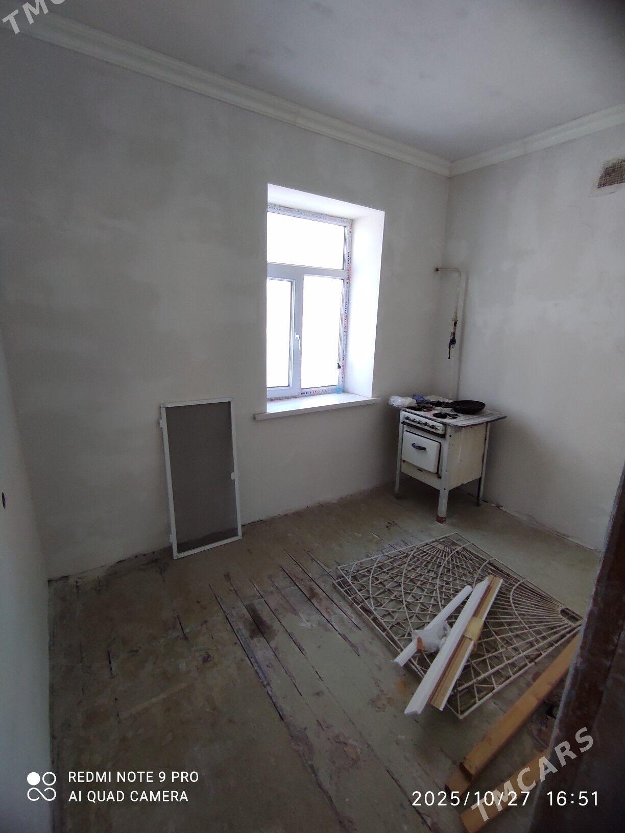 Продаётся квартира - Türkmenbaşy - img 2