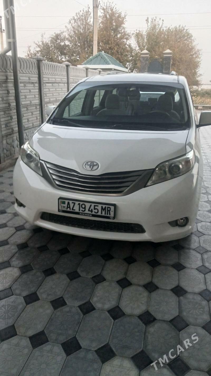 Toyota Sienna 2010 - 310 000 TMT - Mary - img 3