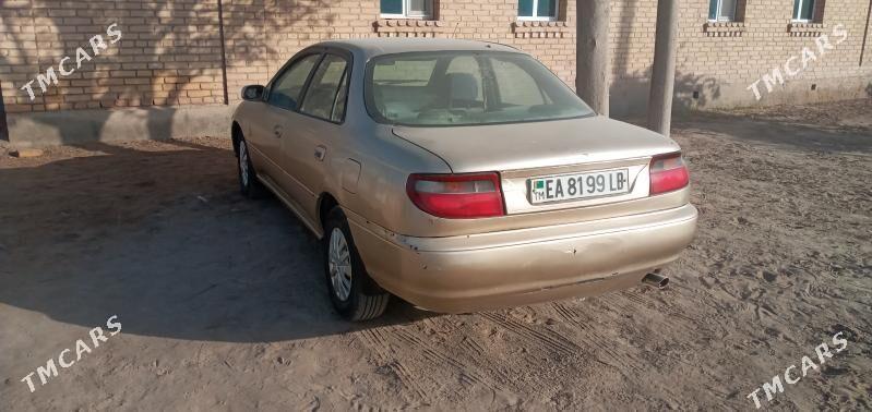 Toyota Carina 1993 - 40 000 TMT - Ходжамбаз - img 3
