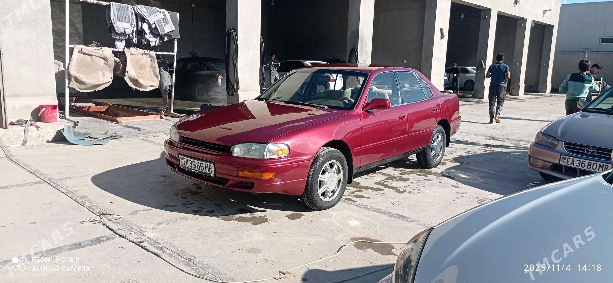 Toyota Camry 1993 - 95 000 TMT - Мары - img 1