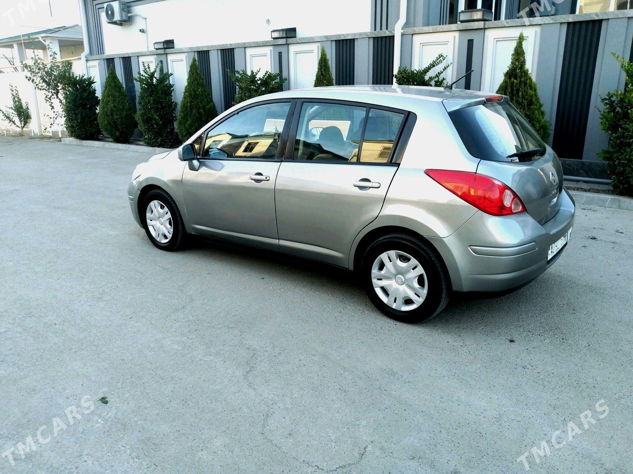 Nissan Versa 2010 - 105 000 TMT - Mary - img 3