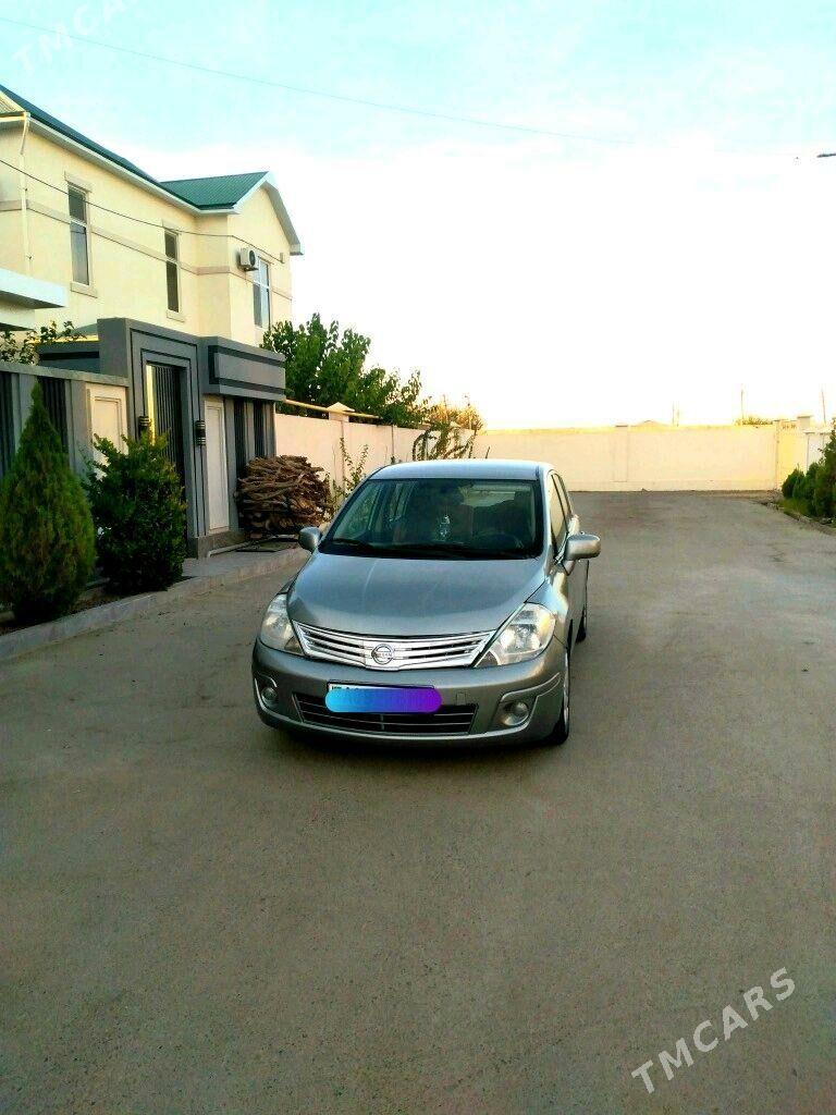 Nissan Versa 2010 - 105 000 TMT - Mary - img 8