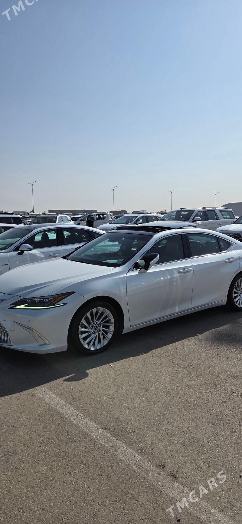 Lexus ES 350 2019 - 700 000 TMT - Hitrowka - img 1