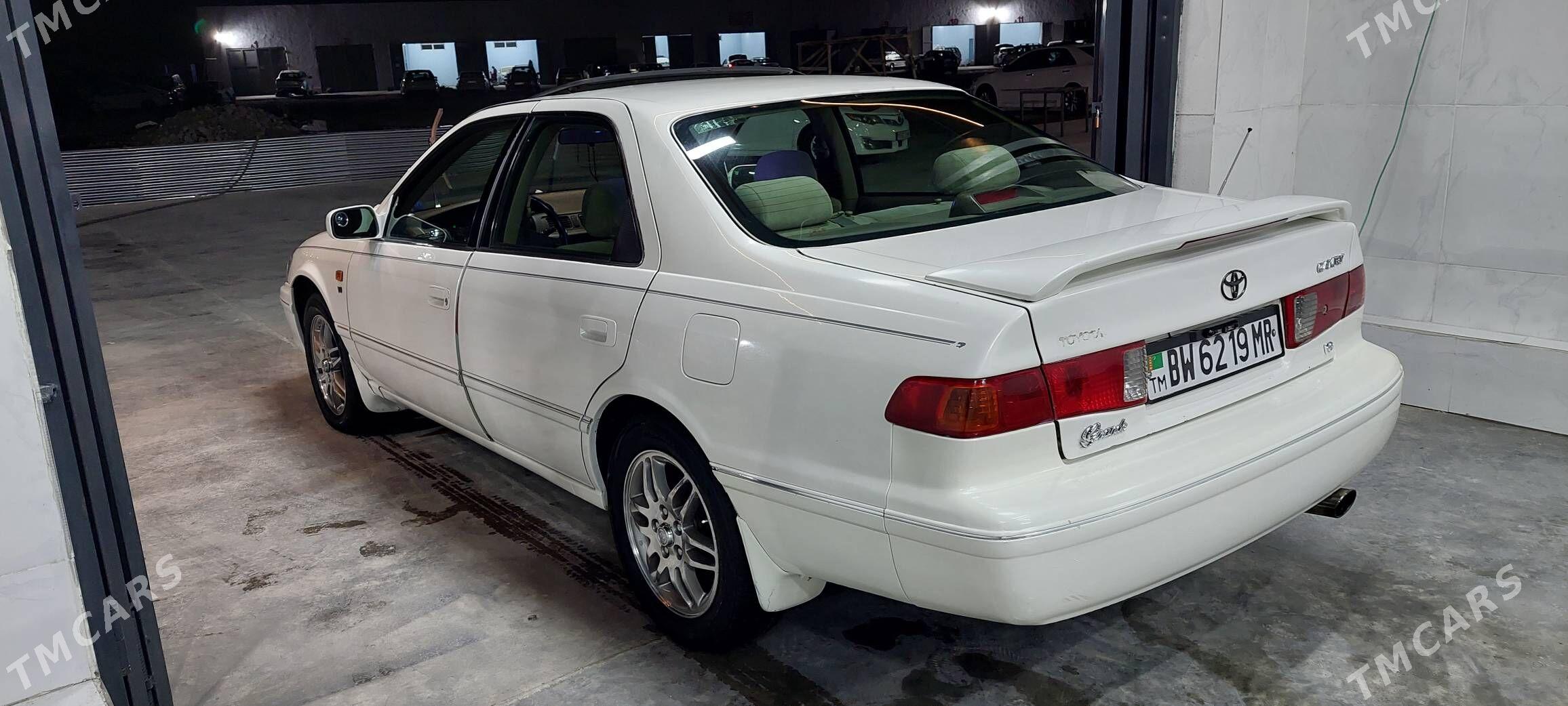 Toyota Camry 2000 - 160 000 TMT - Мары - img 3