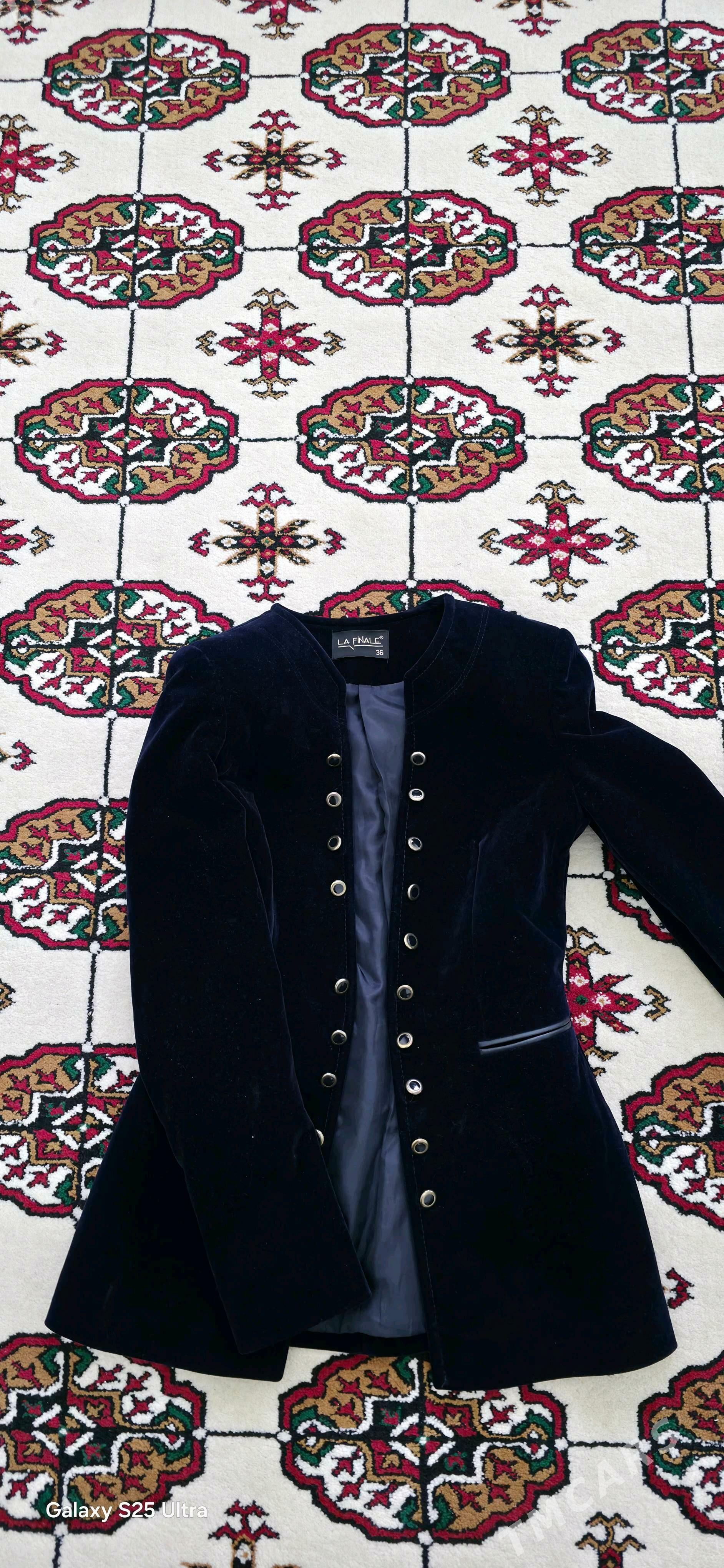 kostyum, penjek, palto - Parahat 2 - img 1