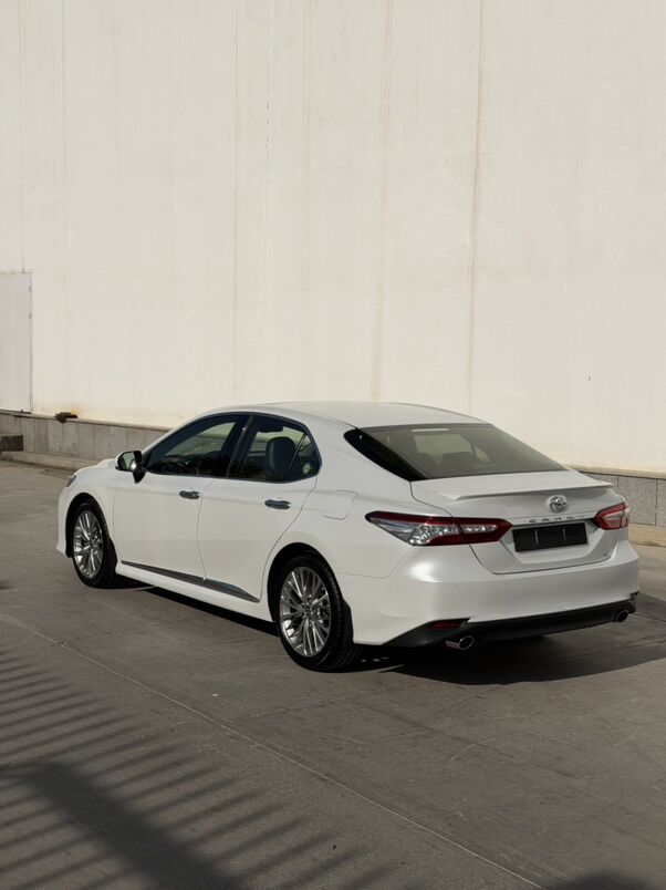Toyota Camry 2020 - 490 000 TMT - Aşgabat - img 2