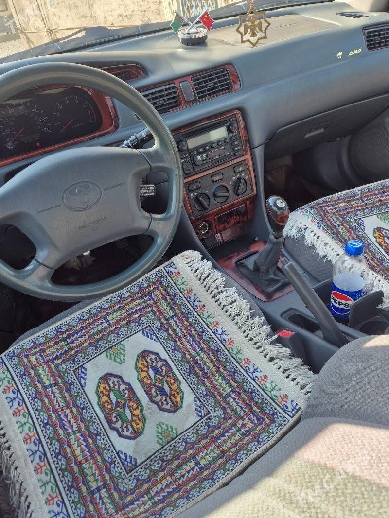 Toyota Camry 2000 - 154 000 TMT - Gyzylarbat - img 5