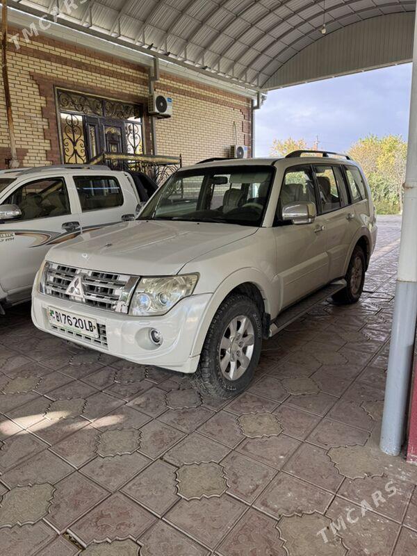 Mitsubishi Pajero 2013 - 259 000 TMT - Köýtendag - img 2