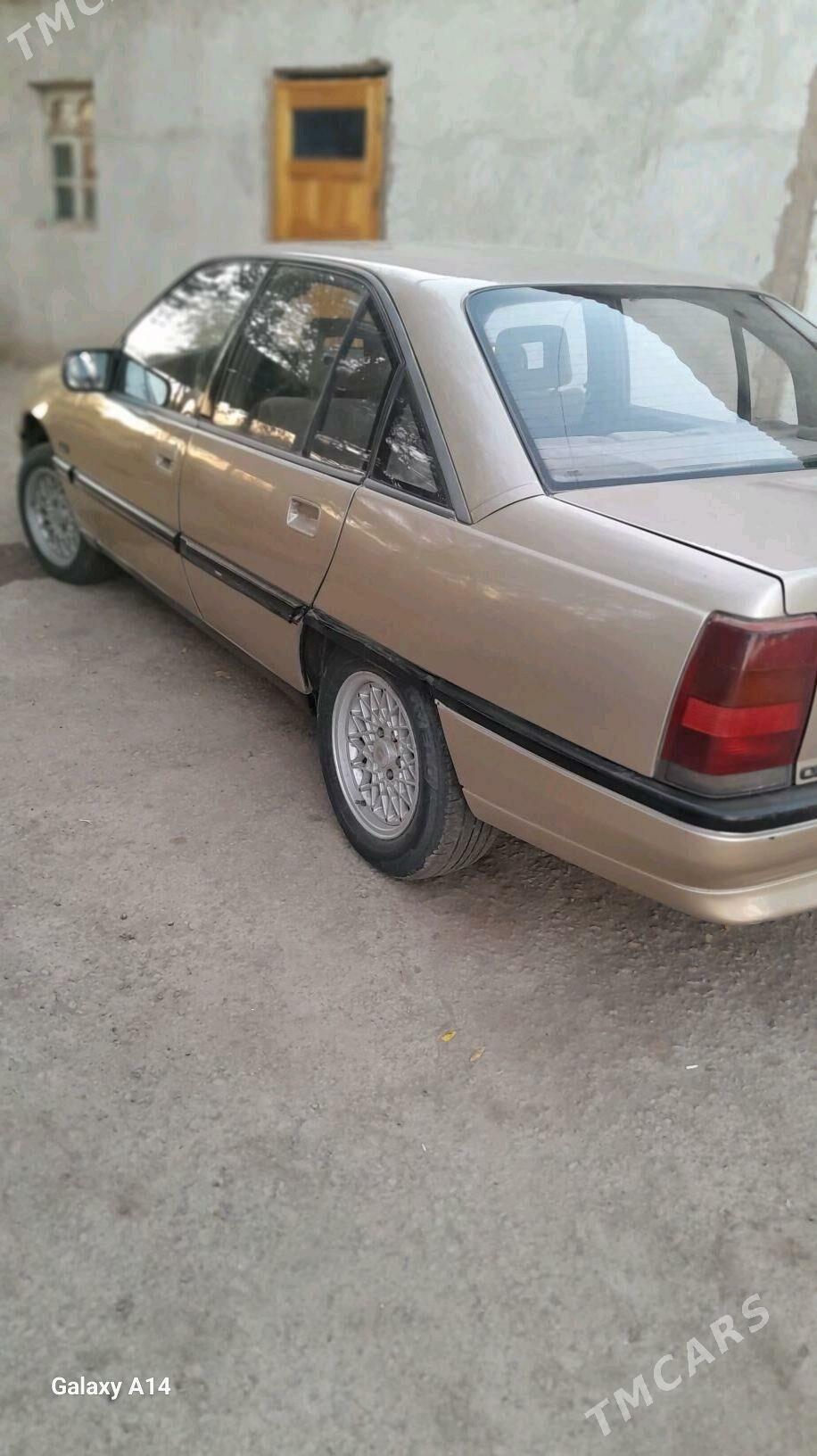 Opel Omega 1990 - 30 000 TMT - Болдумсаз - img 2