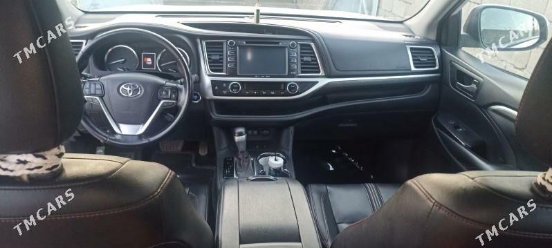 Toyota Highlander 2019 - 480 000 TMT - Серахс - img 9