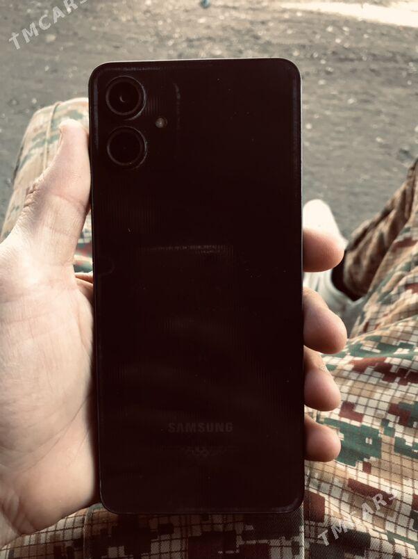 Galaxy  A06 - Sakarçäge - img 5