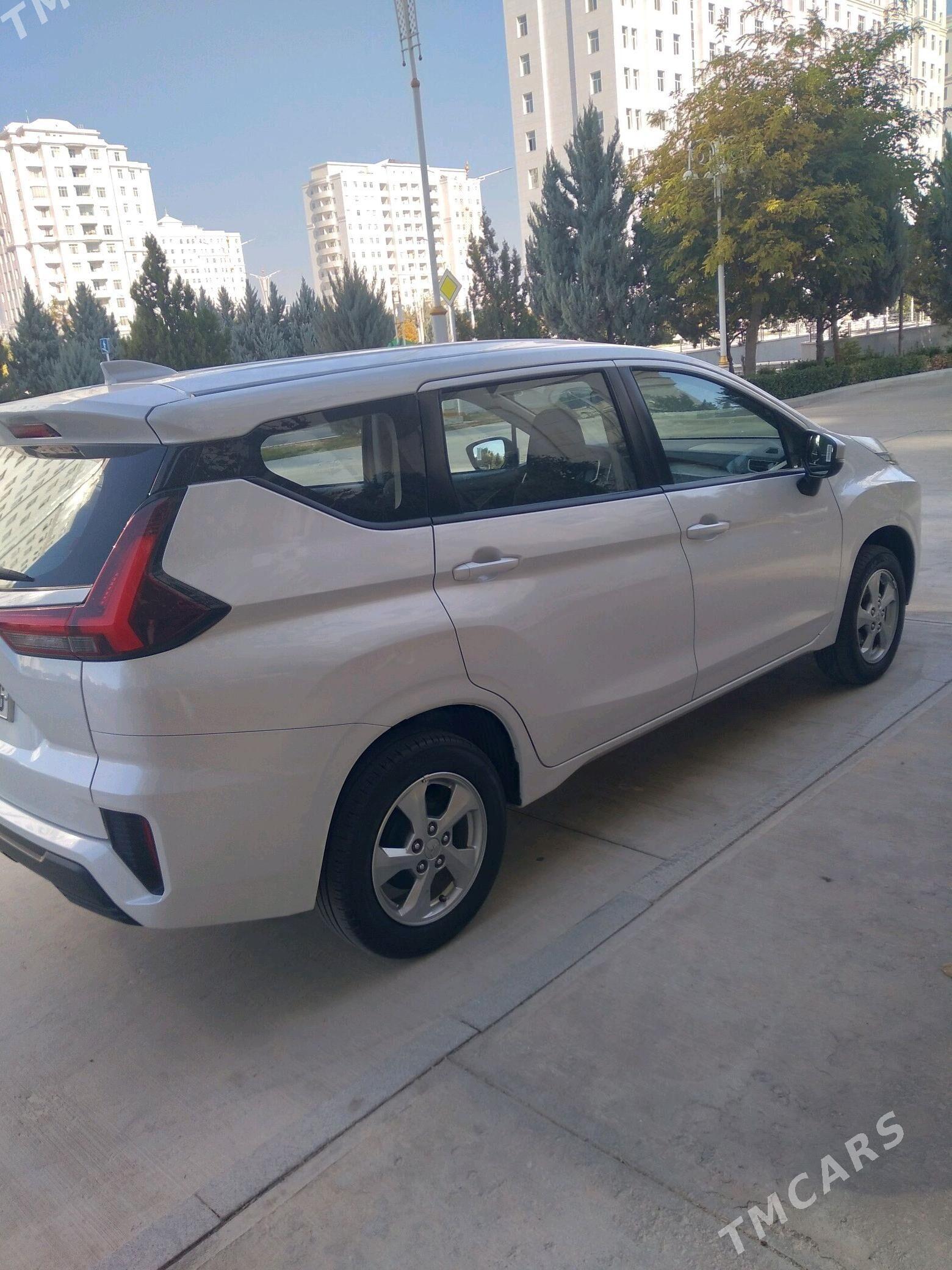 Mitsubishi Xpander 2023 - 280 000 TMT - 8 мкр - img 5