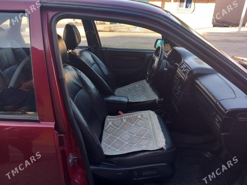 Opel Vectra 1993 - 49 000 TMT - Çärjew - img 6