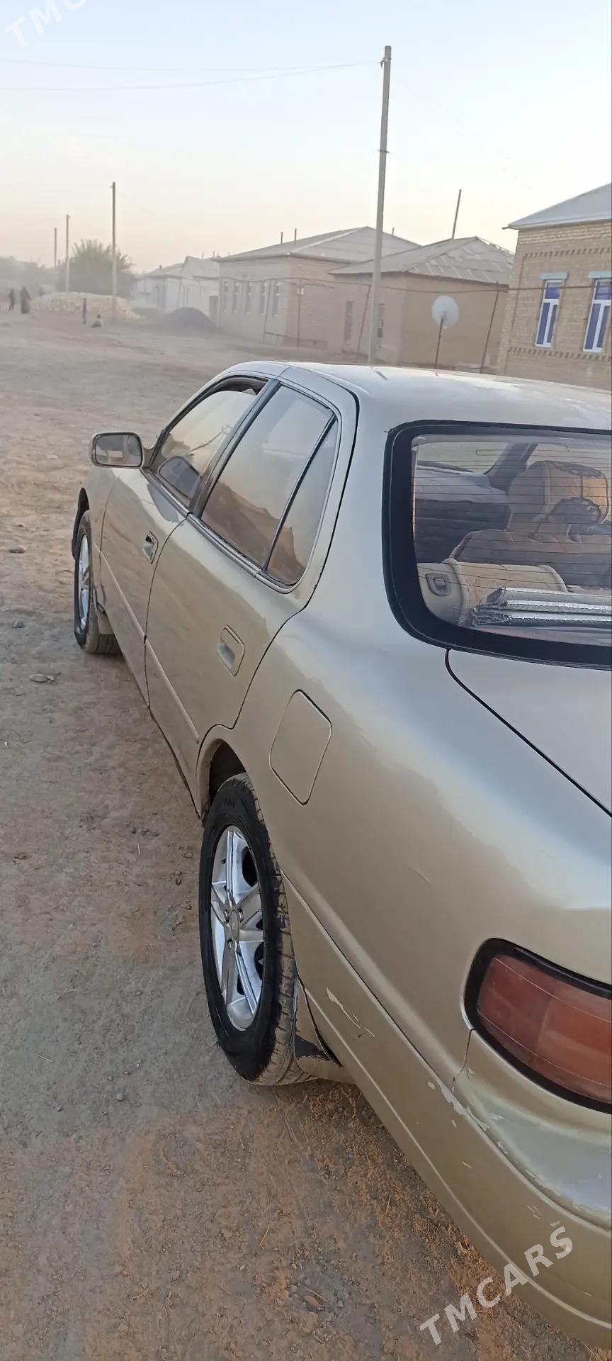 Toyota Camry 1993 - 78 000 TMT - Мургап - img 4