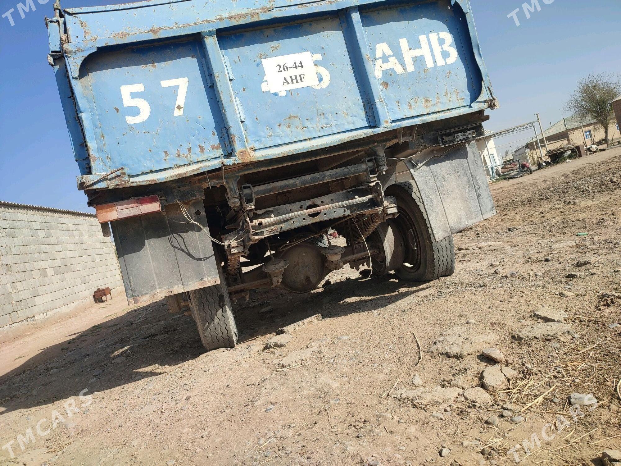 Zil 130 1988 - 20 000 TMT - Tejen - img 2