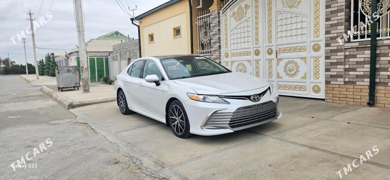 Toyota Camry 2023 - 463 000 TMT - Ашхабад - img 2