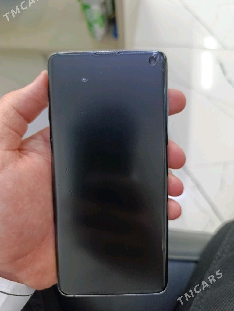 Samsung S10 - 30 mkr - img 1